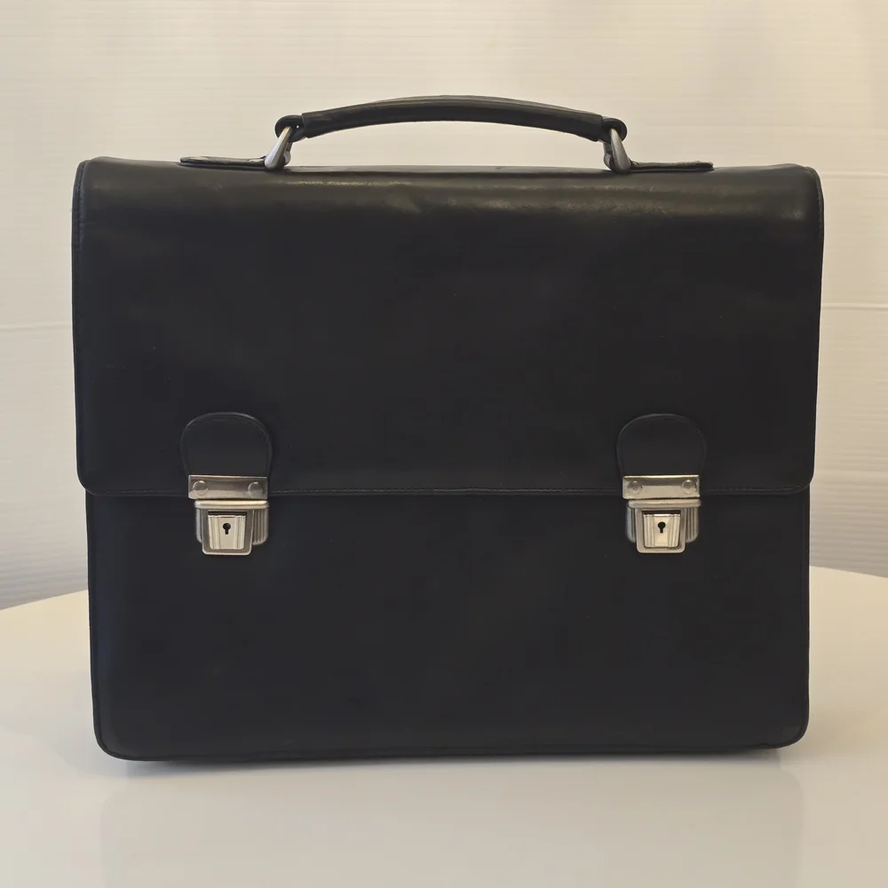Wilsons Leather Vintage Black Laptop Expandable Briefcase with Shoulder Strap